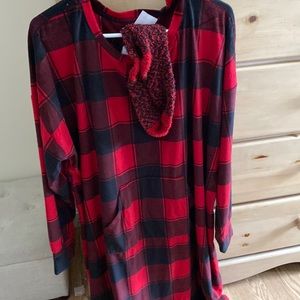 Black And Red Flannel nite shirt with matching socks